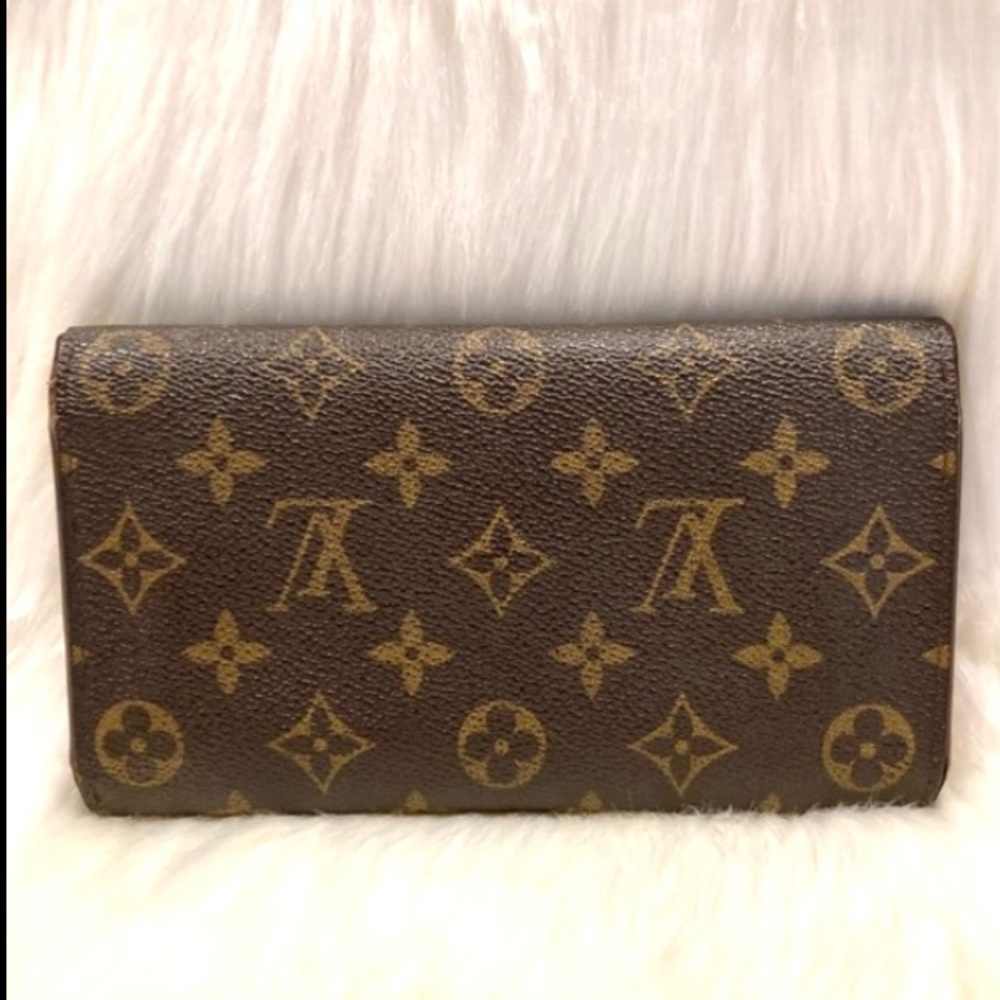 Authentic Louis Vuitton Sarah Wallet  #4.3s TH 3067 - Picture 2 of 12